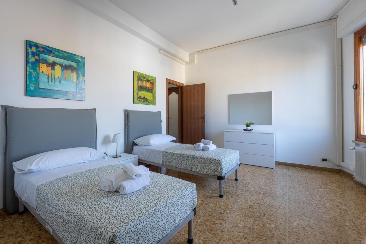 Appartement Pisa Quiet And Bright Flats With Balcony Extérieur photo